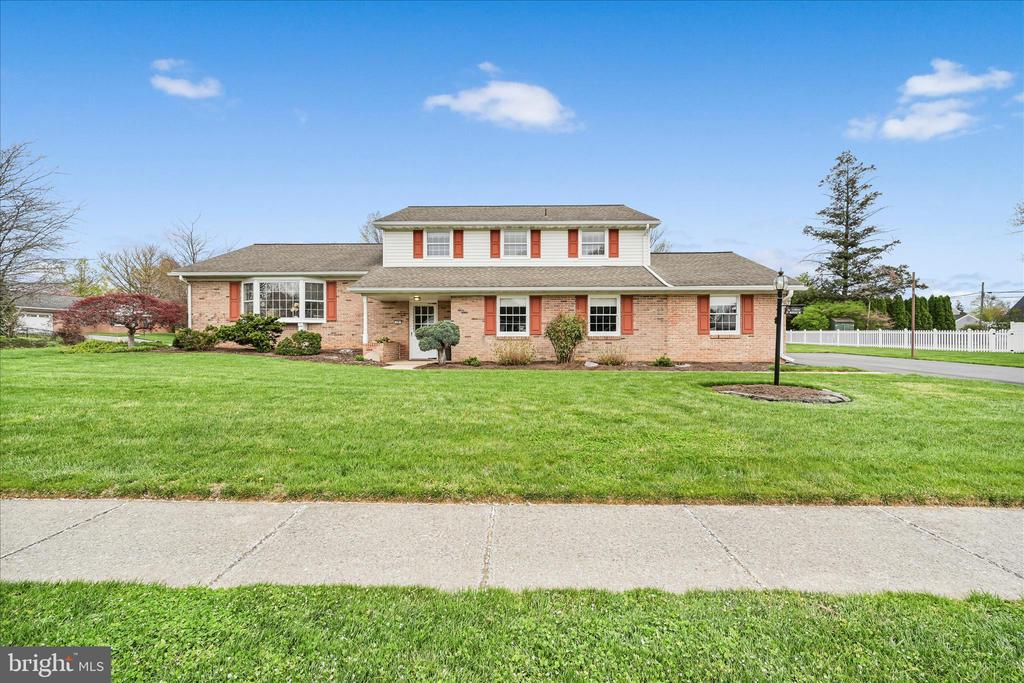 29 MAYFIELD DRIVE