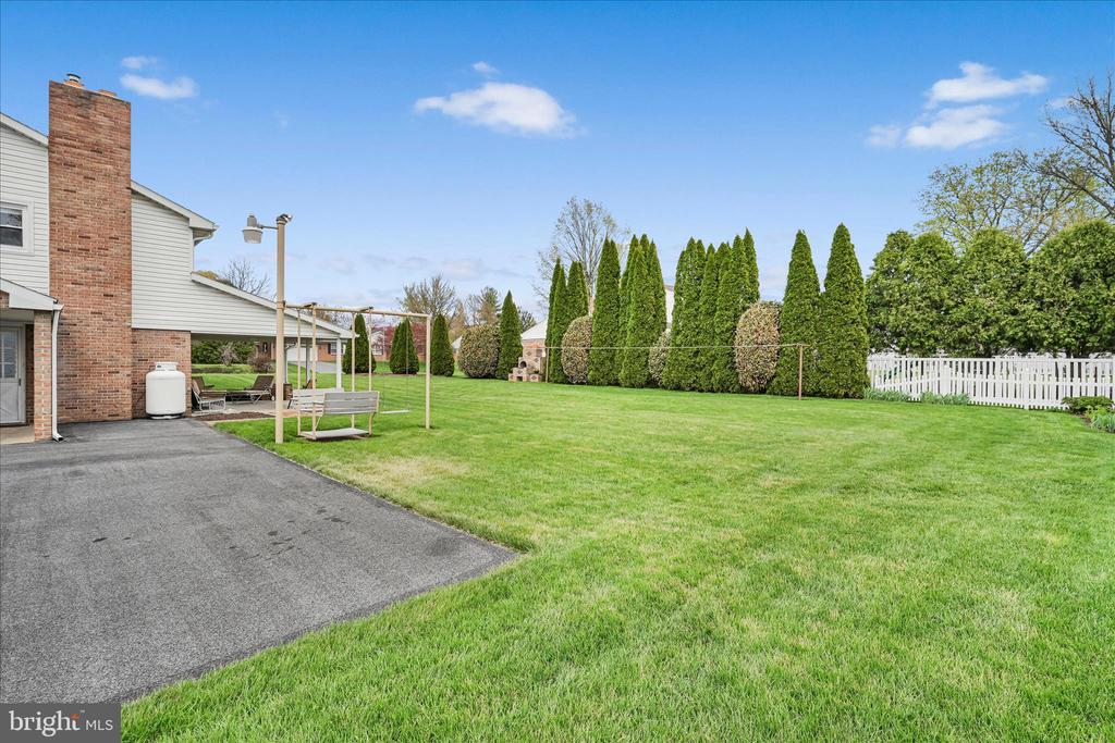 29 MAYFIELD DRIVE
