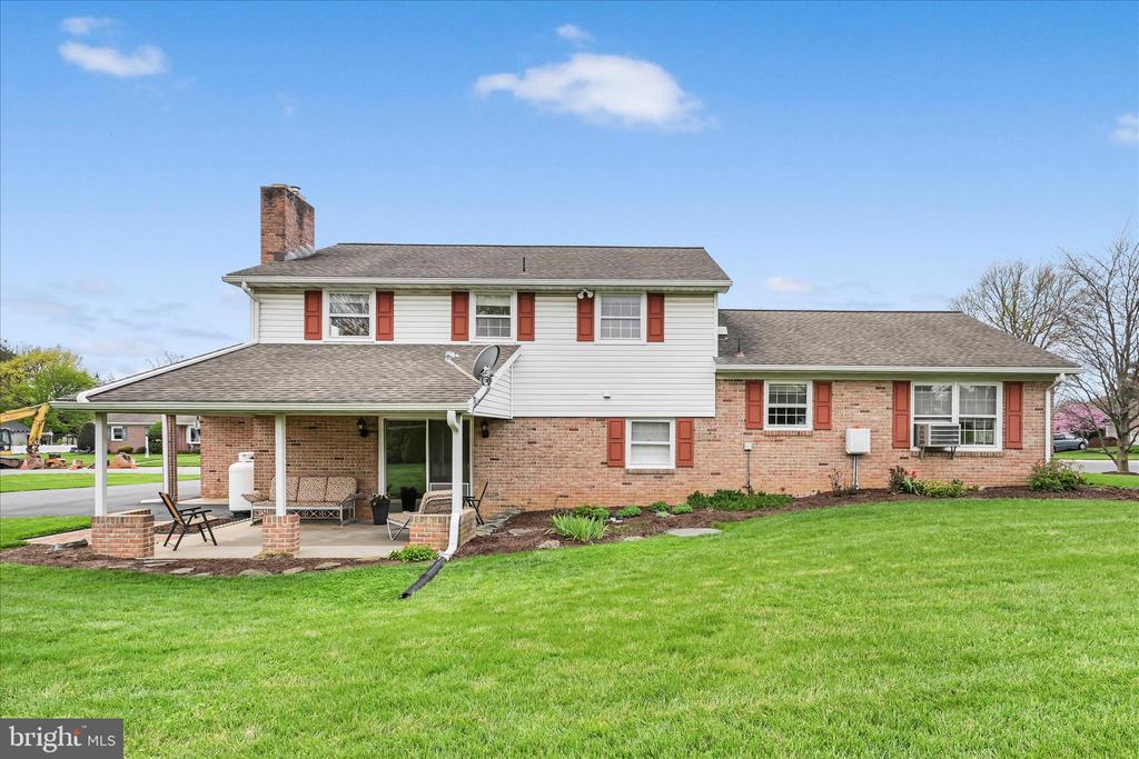 29 MAYFIELD DRIVE