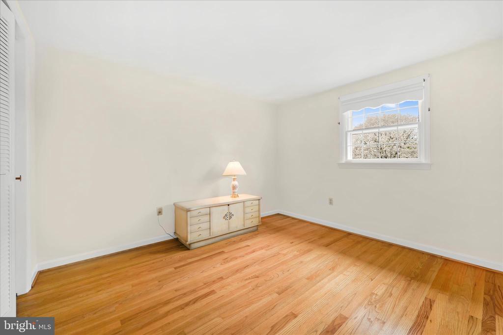 29 MAYFIELD DRIVE