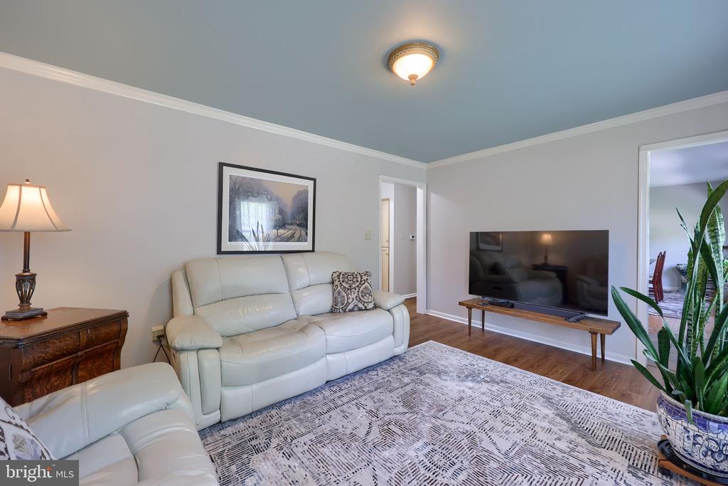 322 POWELL DRIVE