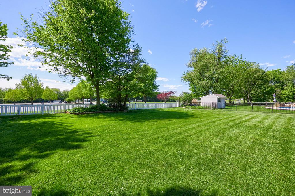 322 POWELL DRIVE