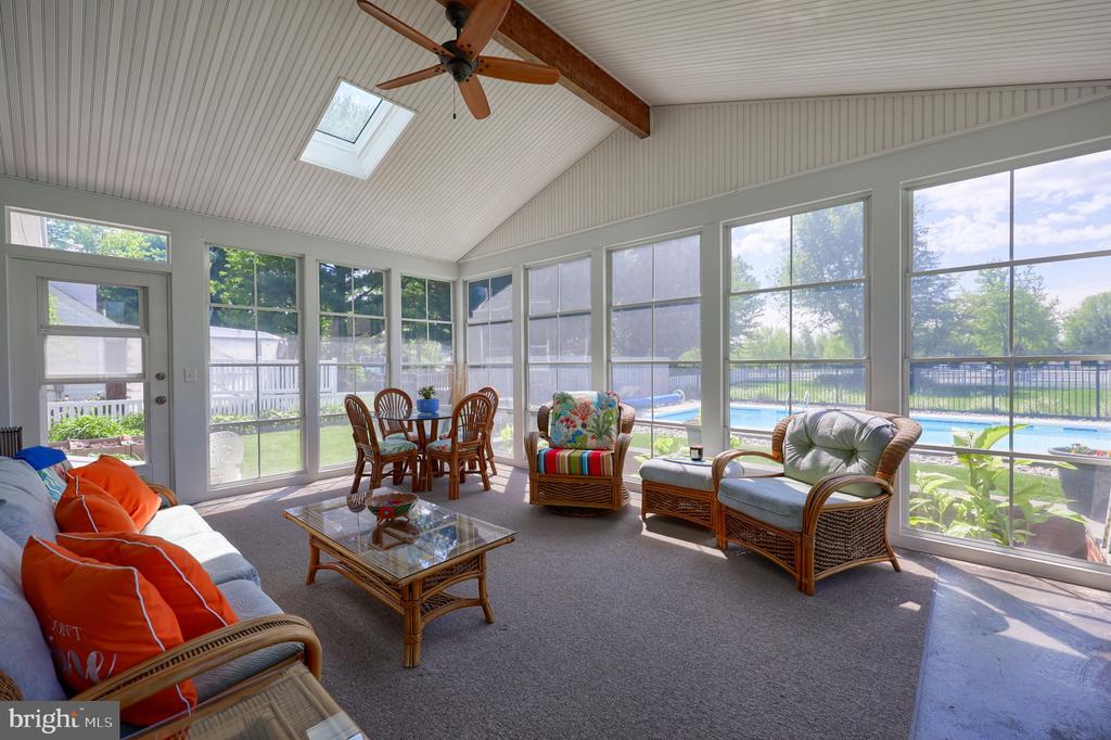 322 POWELL DRIVE