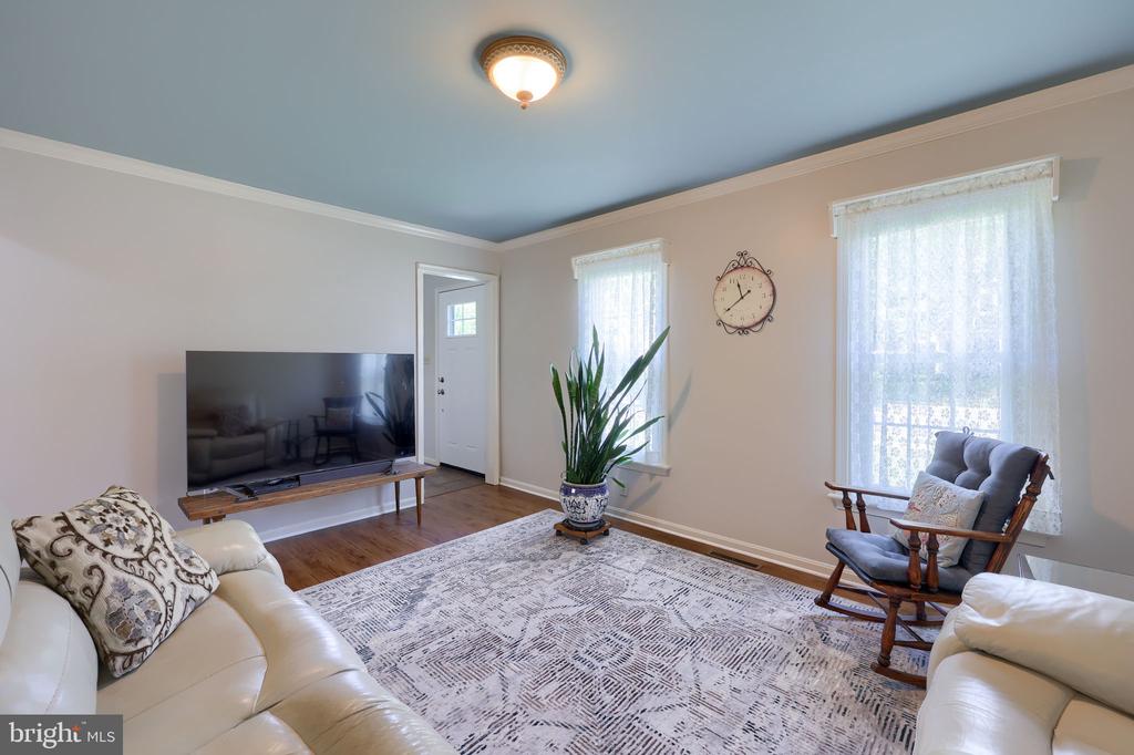 322 POWELL DRIVE