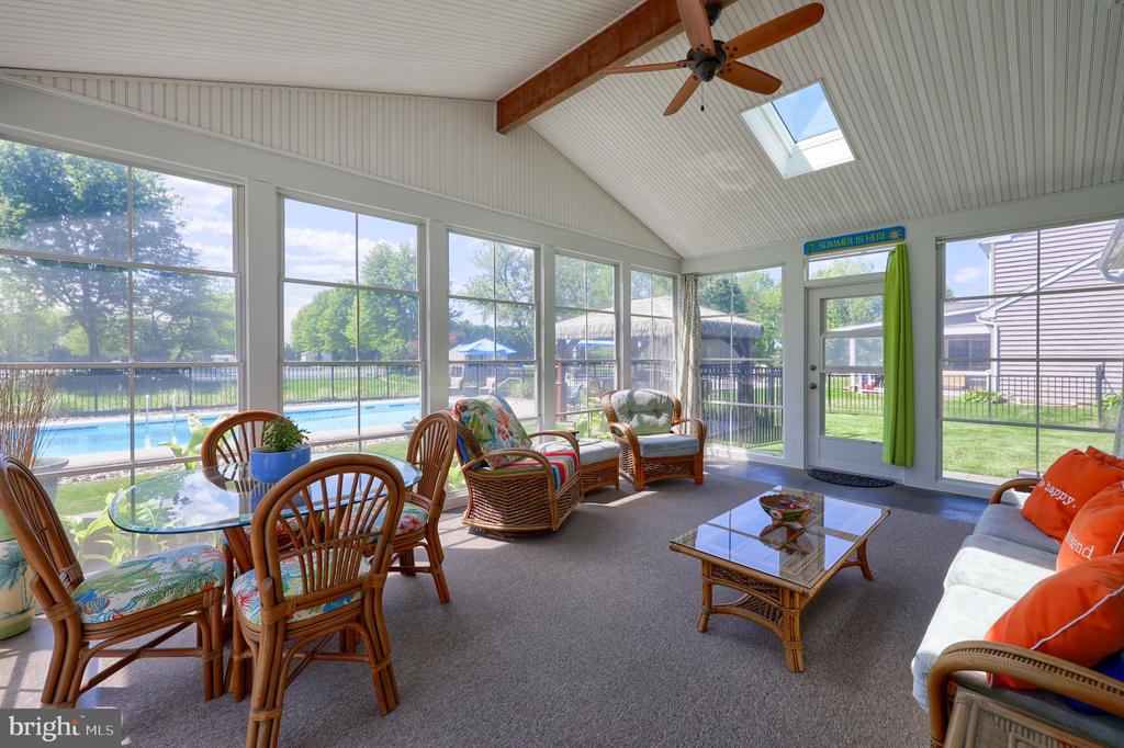 322 POWELL DRIVE