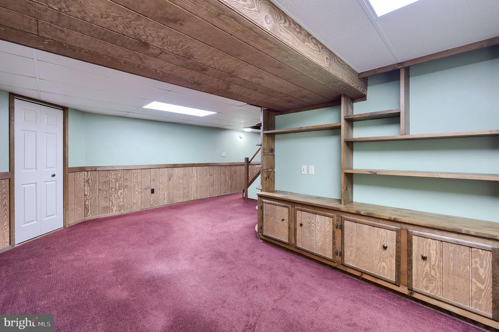 322 POWELL DRIVE