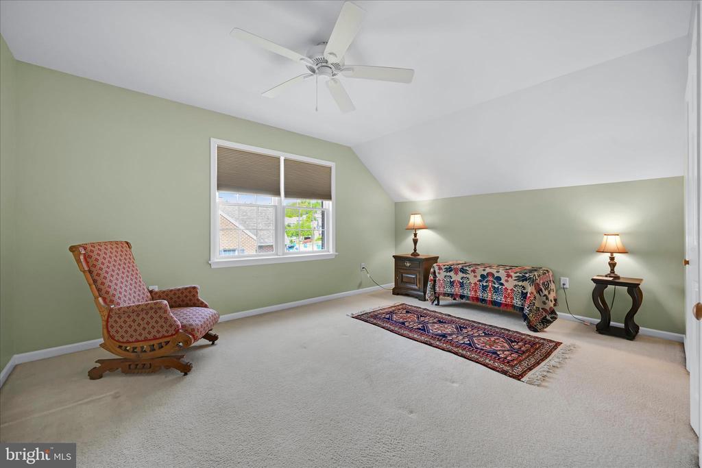 13 SPRING HILL LANE
