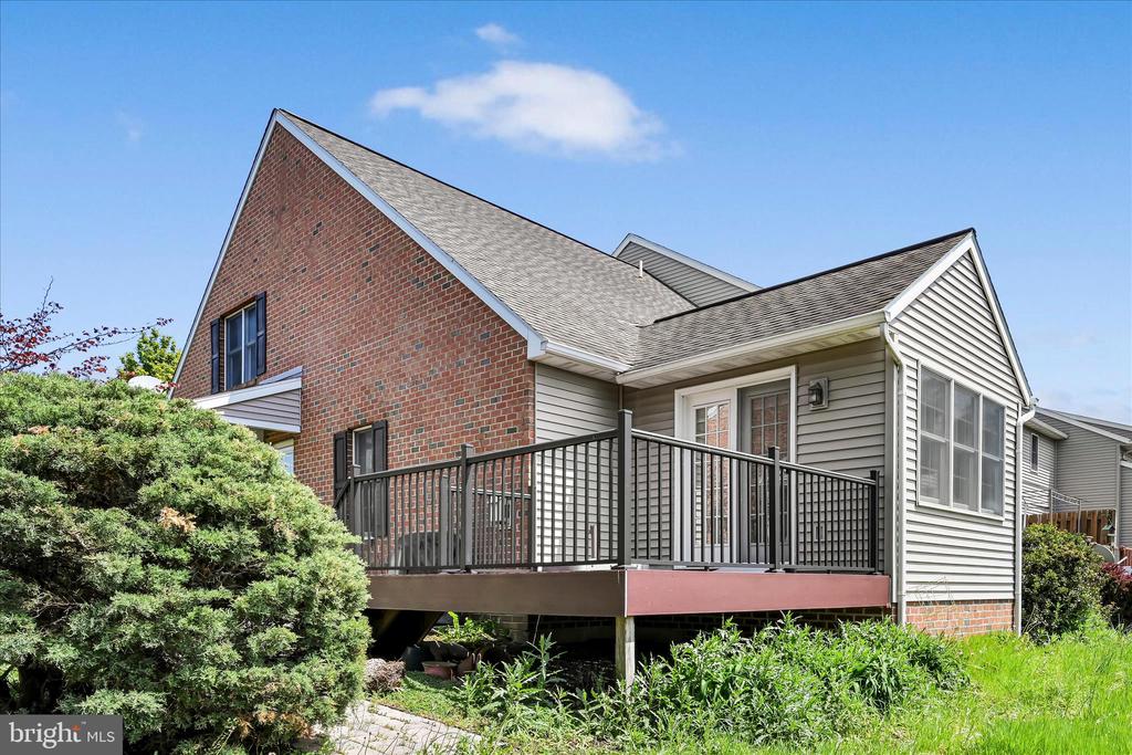 13 SPRING HILL LANE