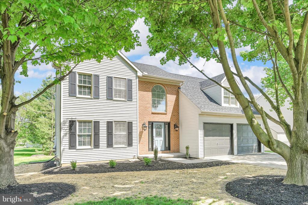 115 SAYBROOKE DRIVE