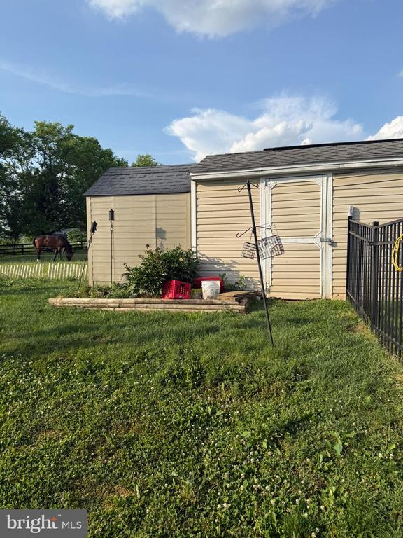 5 CONESTOGA MANOR