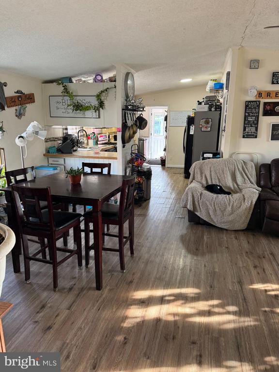 5 CONESTOGA MANOR