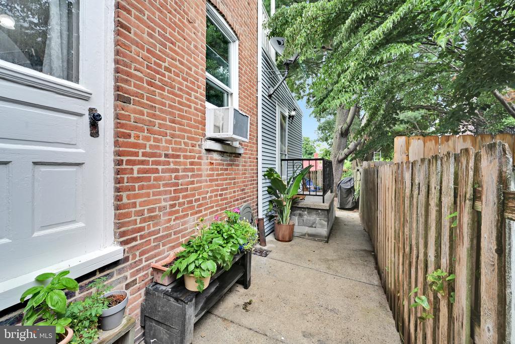 113 NEVIN STREET