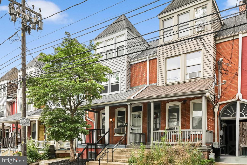 334 NEW HOLLAND AVENUE