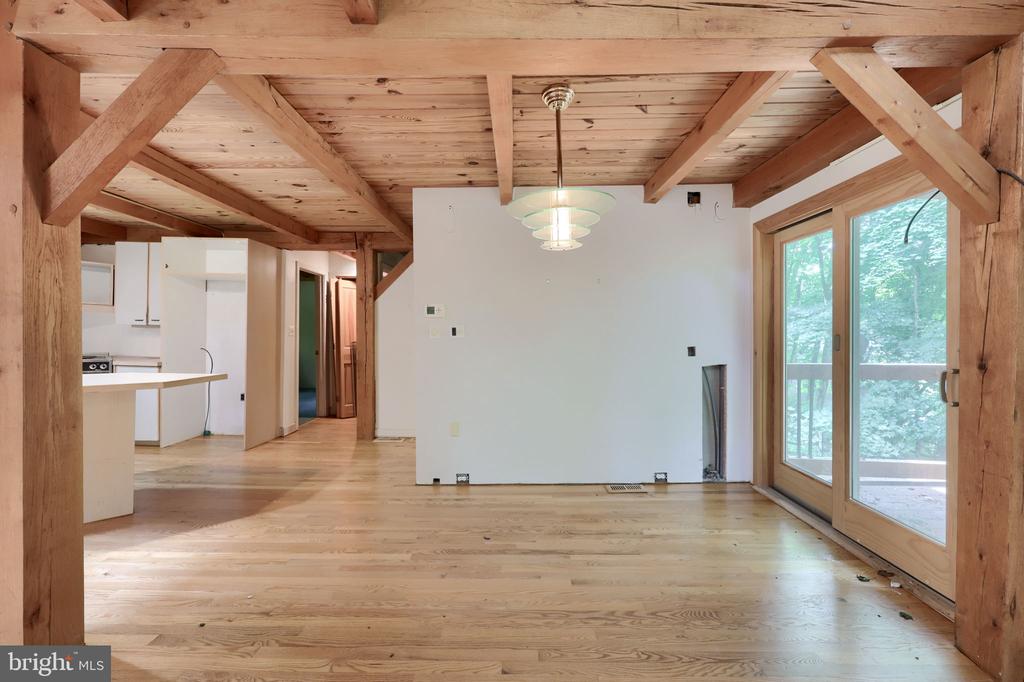 355 ARBOR ROAD