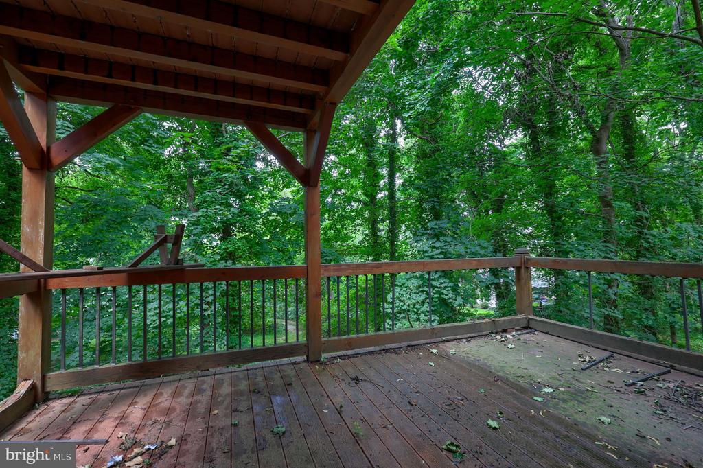 355 ARBOR ROAD