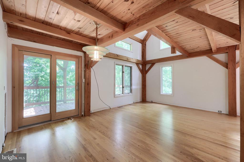 355 ARBOR ROAD