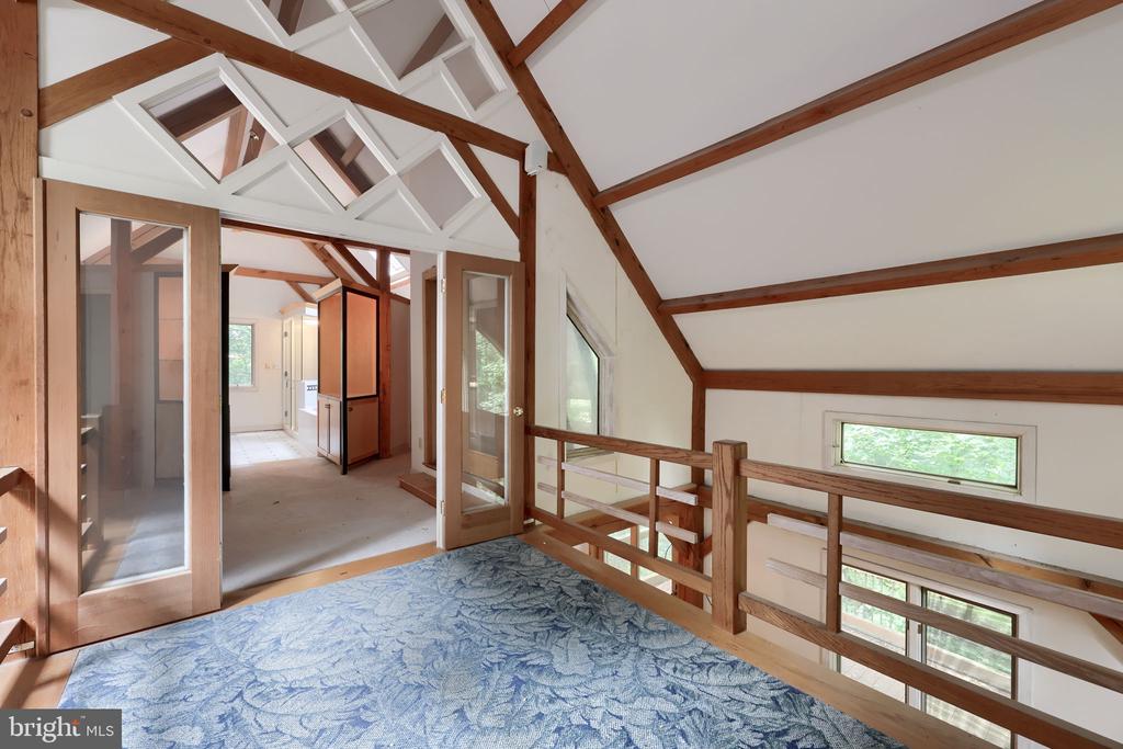 355 ARBOR ROAD