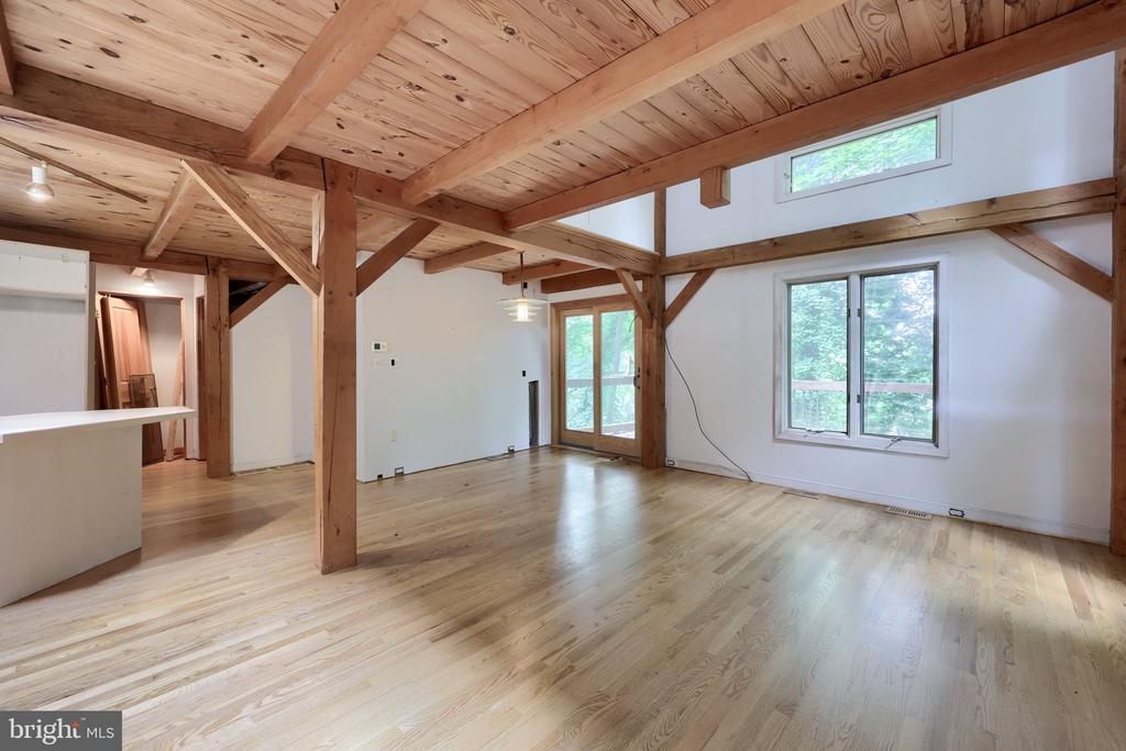 355 ARBOR ROAD
