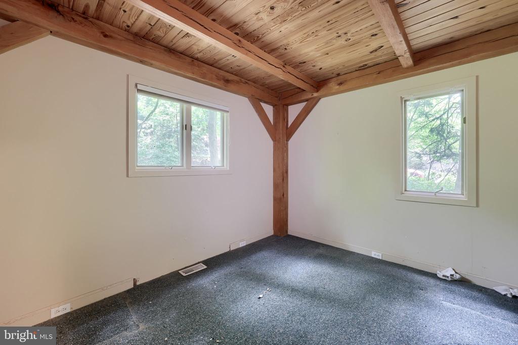 355 ARBOR ROAD