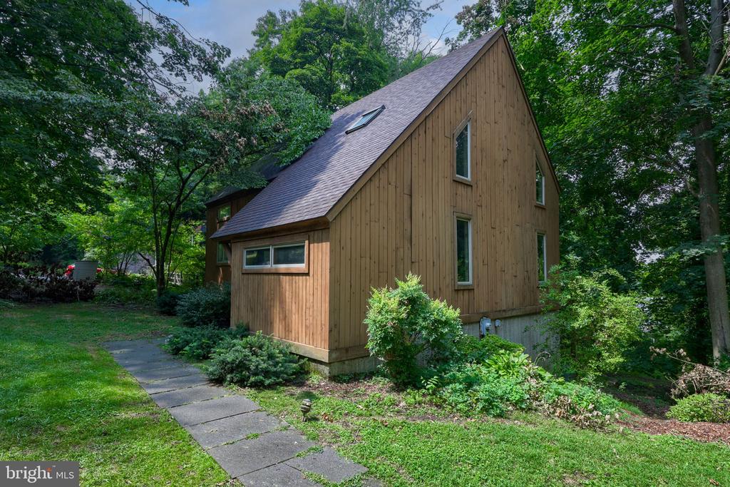 355 ARBOR ROAD