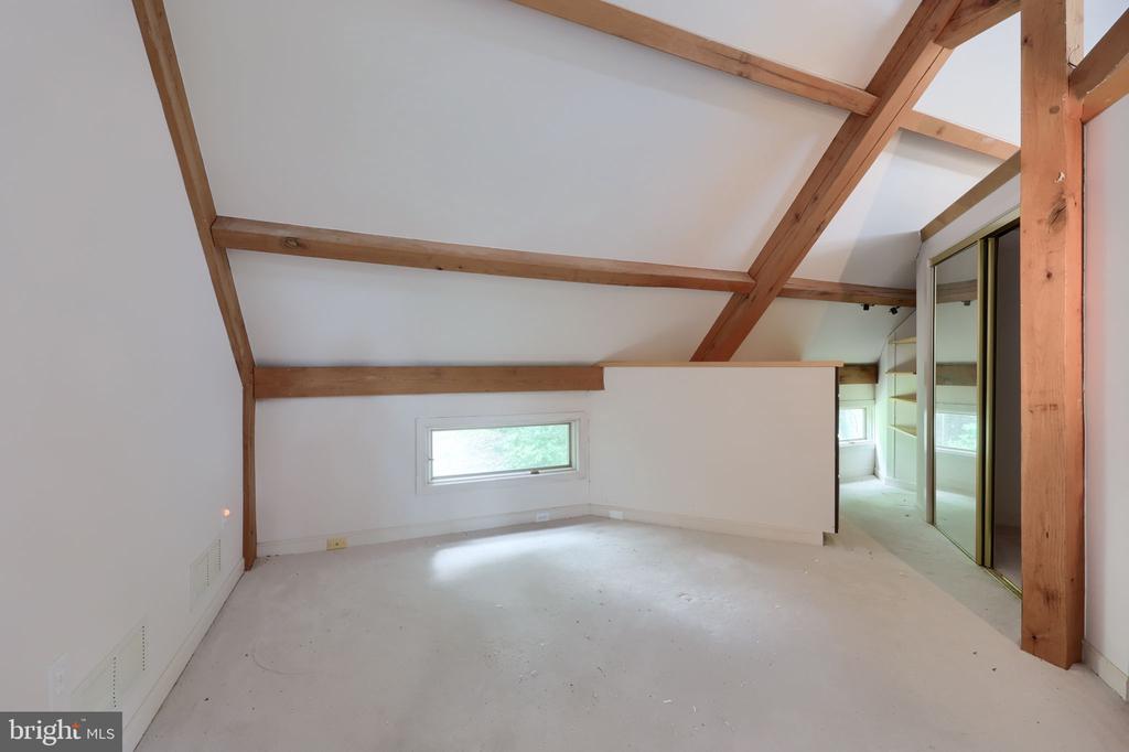 355 ARBOR ROAD