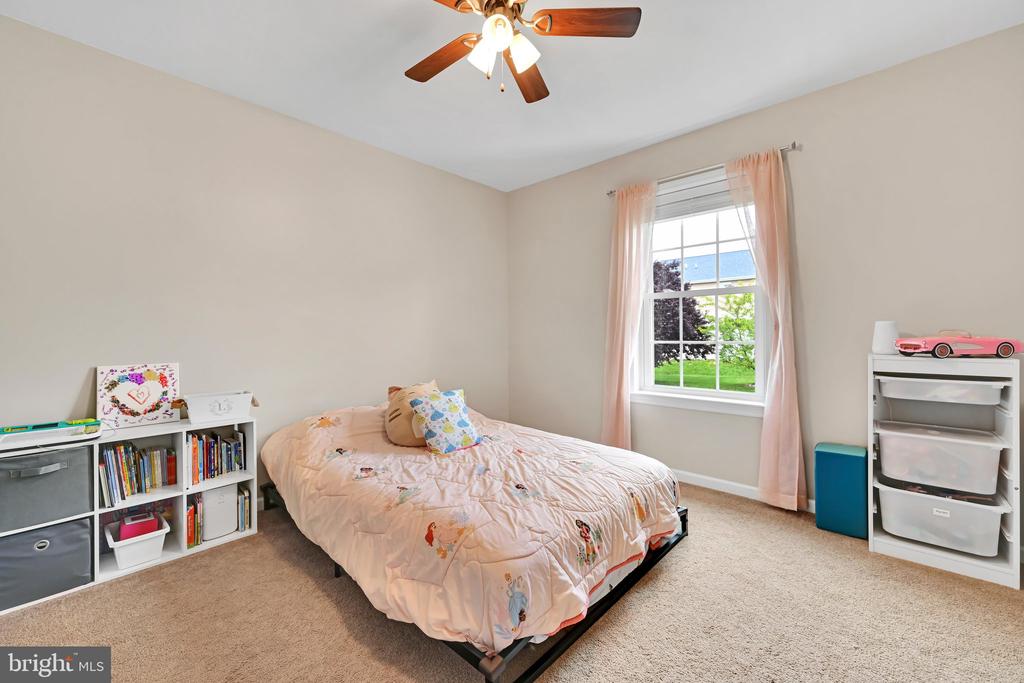 34 SILVER MAPLE CIRCLE