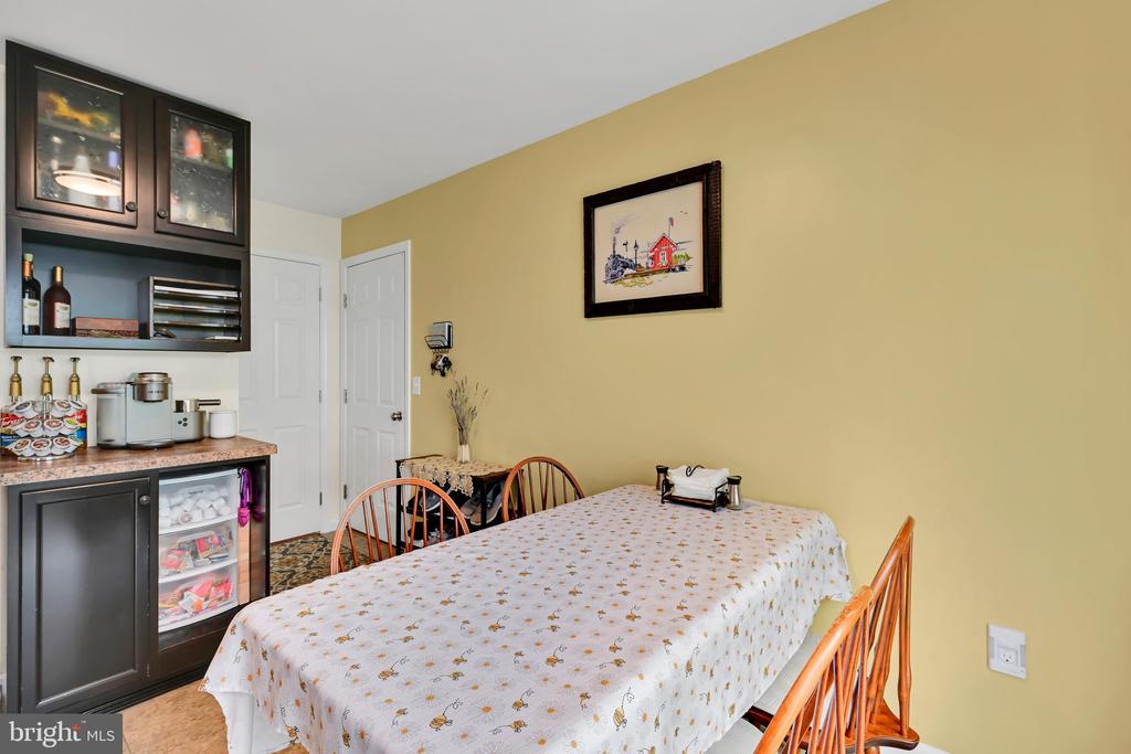 34 SILVER MAPLE CIRCLE