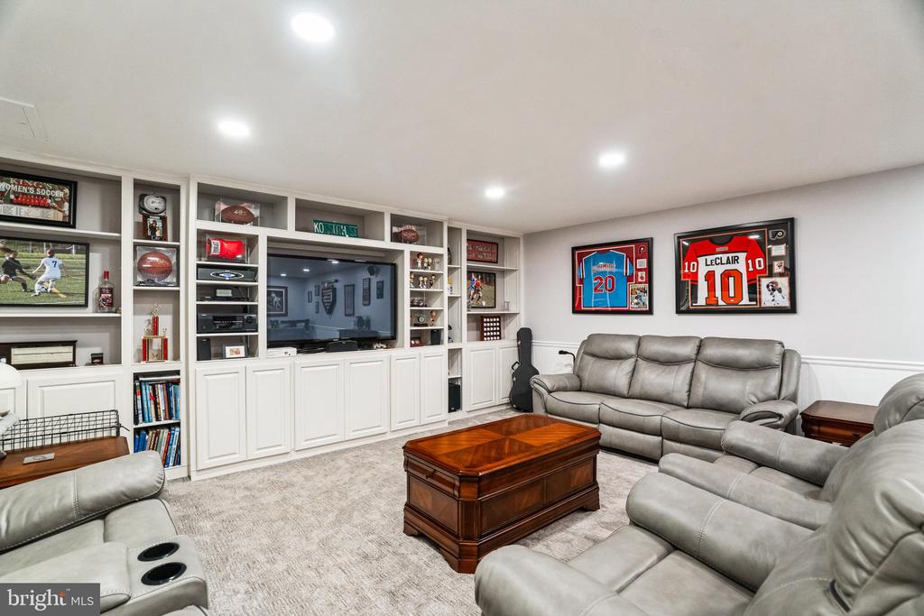 4030 OTTAWA COURT