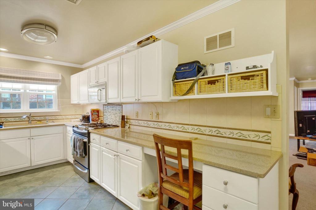 3258 FALCON LANE