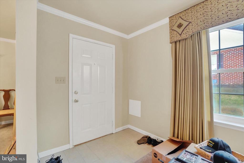 3258 FALCON LANE