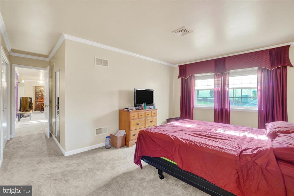 3258 FALCON LANE