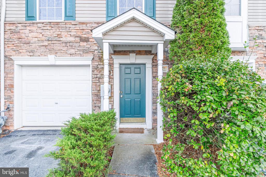 374 BRUAW DRIVE
