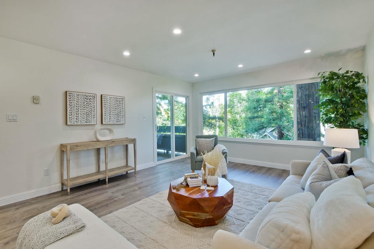 725 Mariposa AVE 203