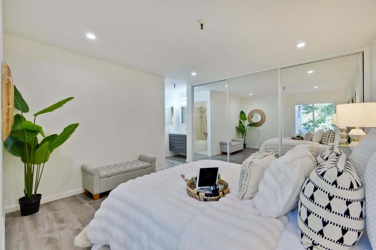 725 Mariposa AVE 203