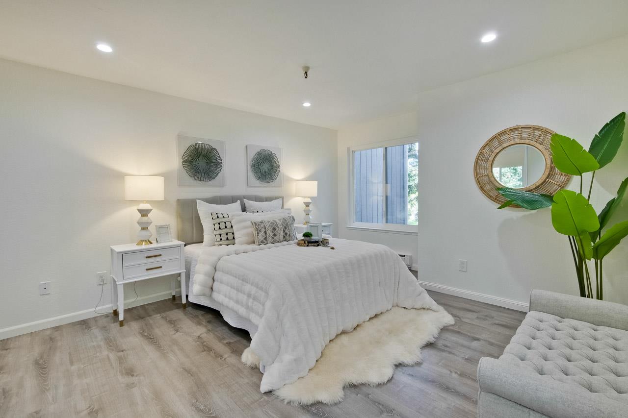 725 Mariposa AVE 203