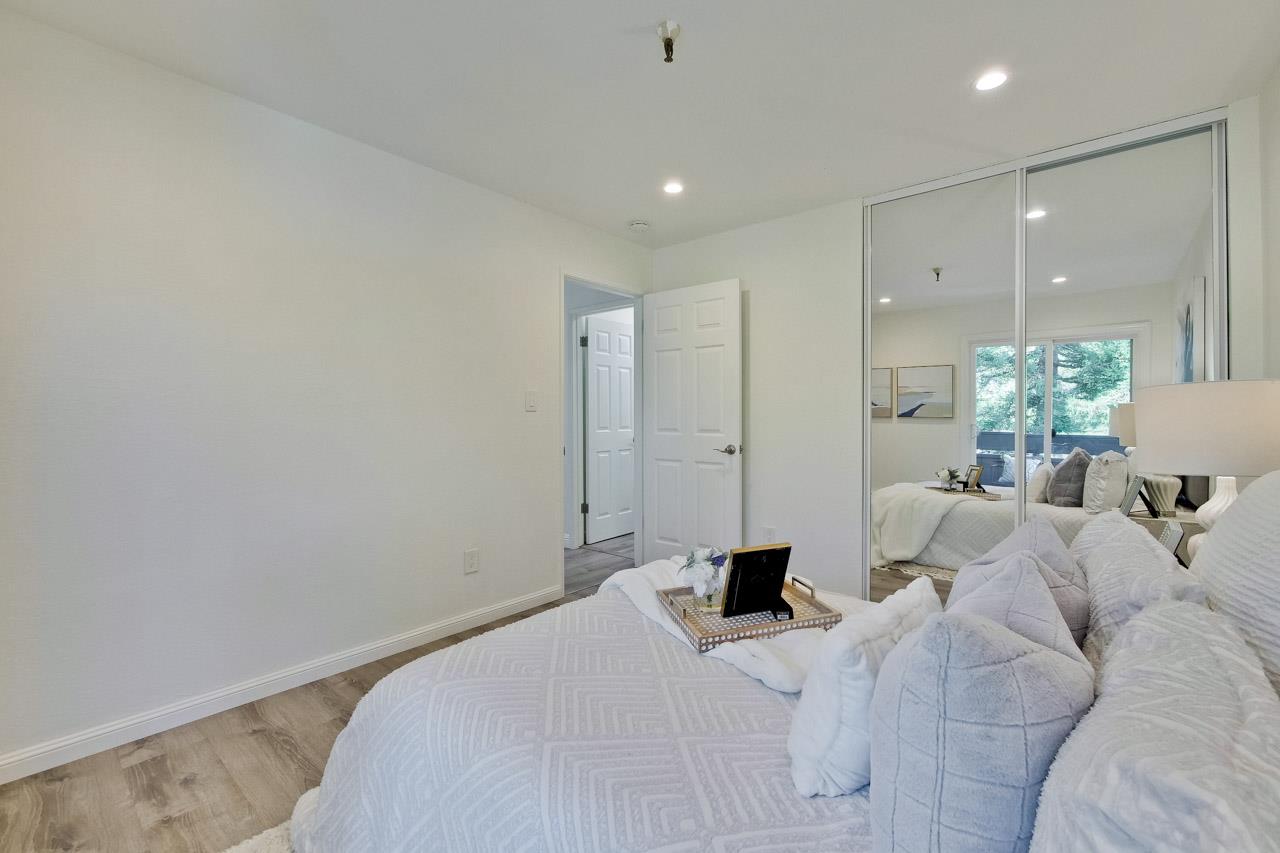 725 Mariposa AVE 203