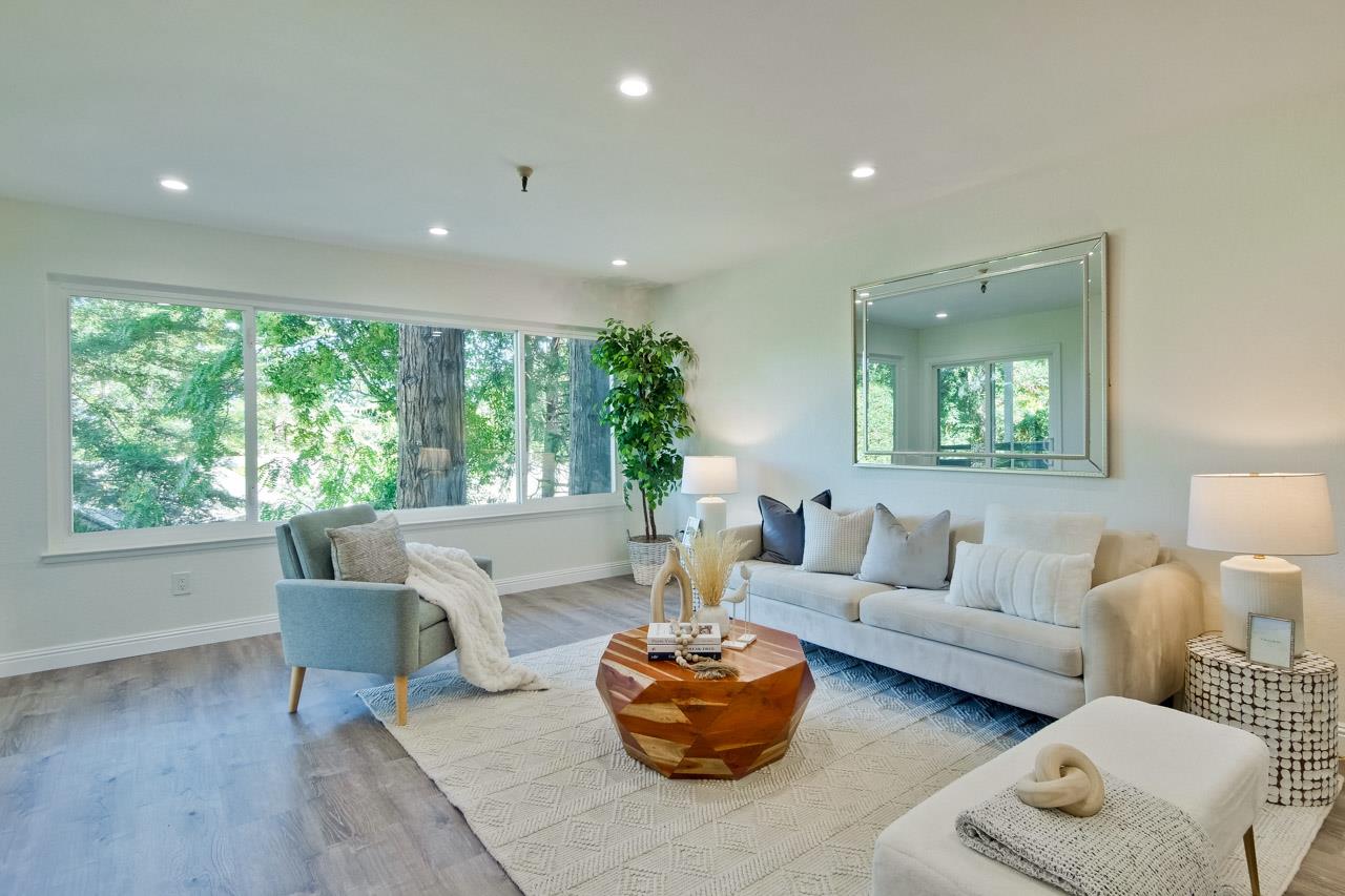 725 Mariposa AVE 203