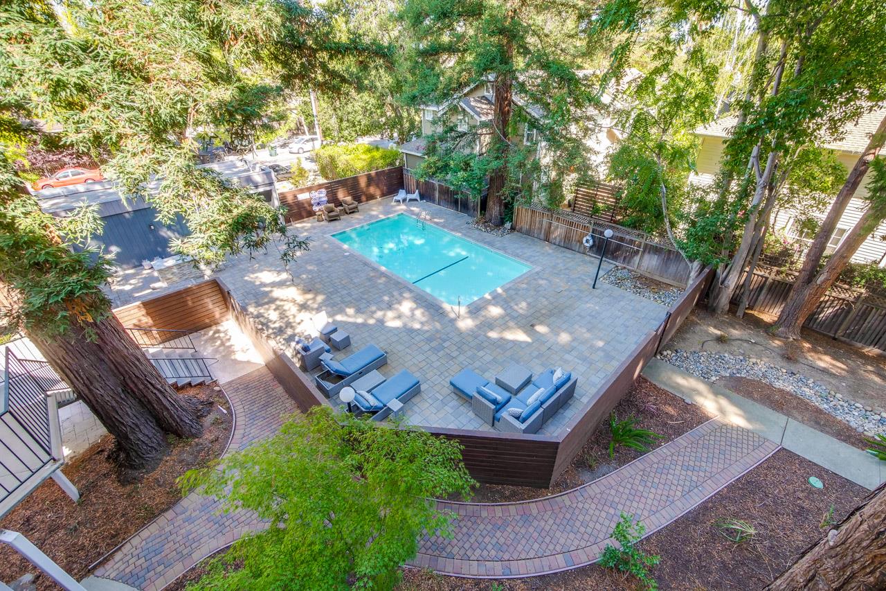 725 Mariposa AVE 203