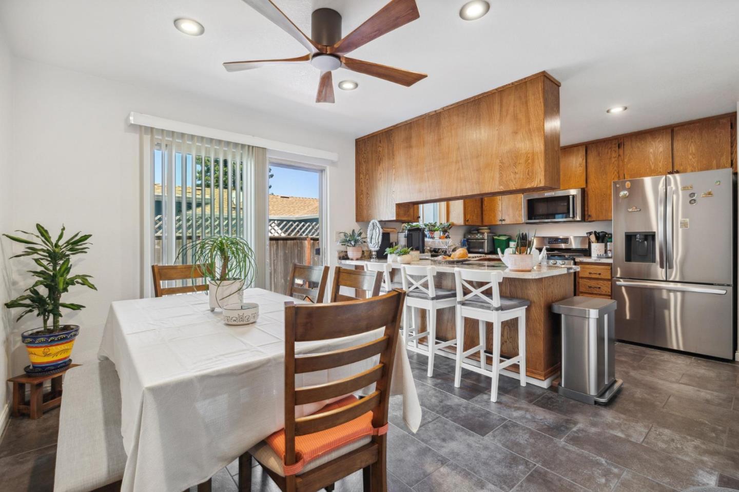 1503 Sierra ST