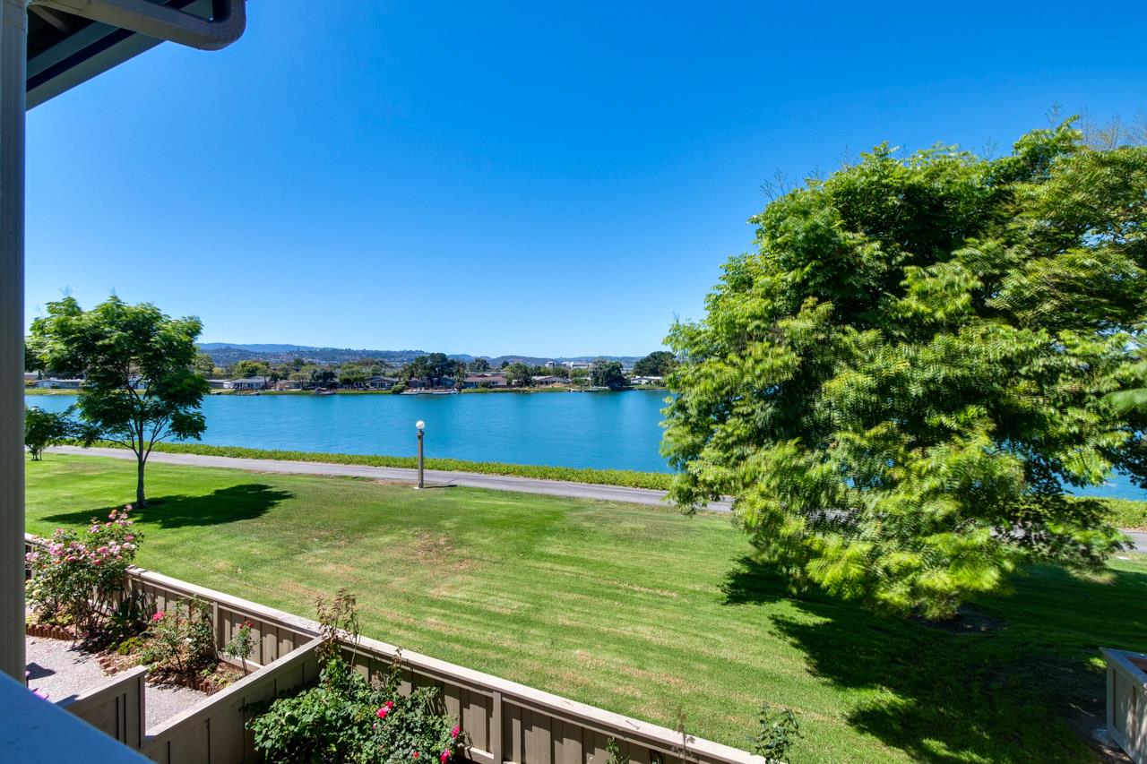 152 Beach Park BLVD