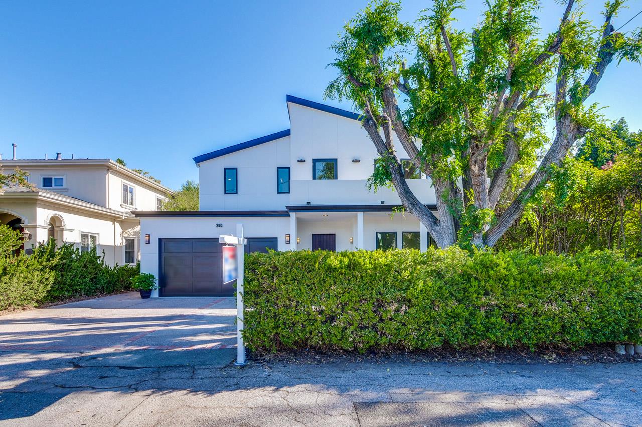 280 Carmelita DR