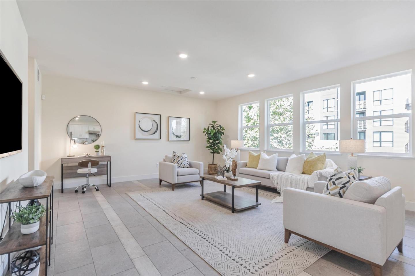 1653 Centre Pointe DR