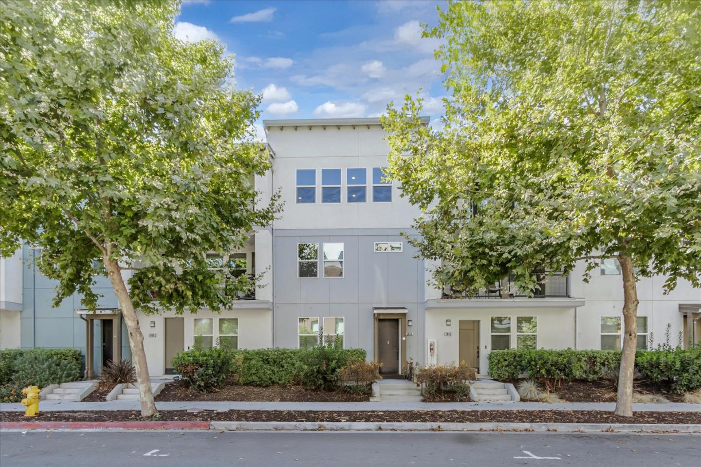 1653 Centre Pointe DR