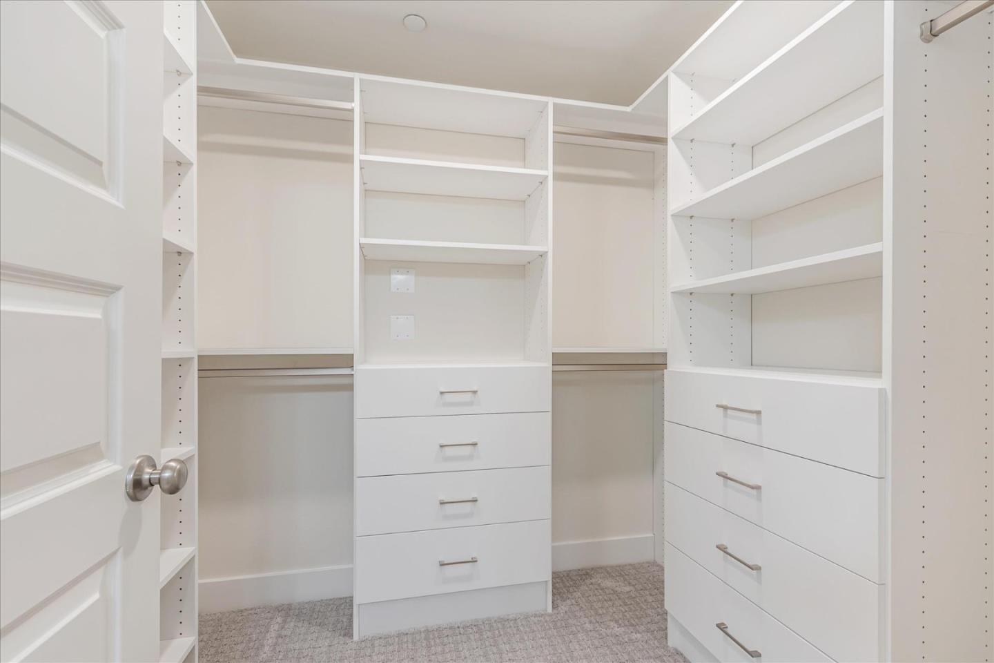 1653 Centre Pointe DR