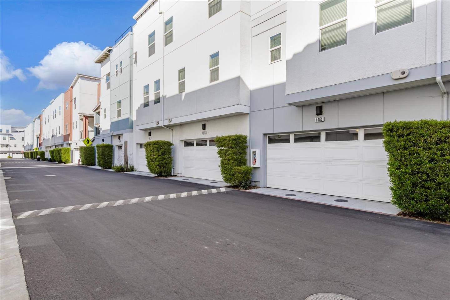 1653 Centre Pointe DR