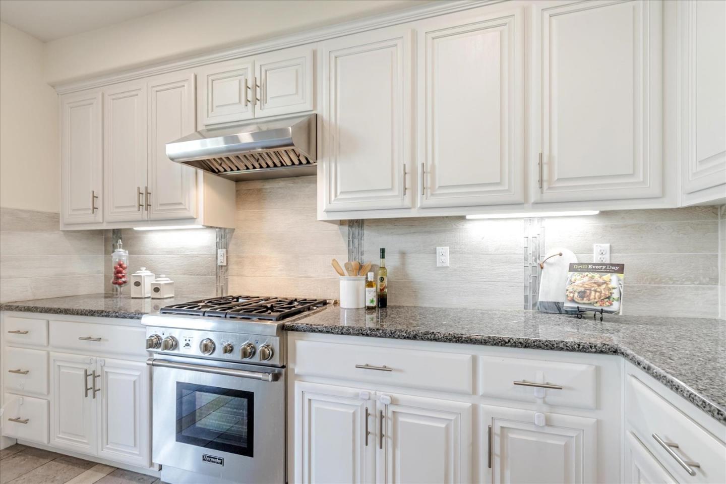 1653 Centre Pointe DR