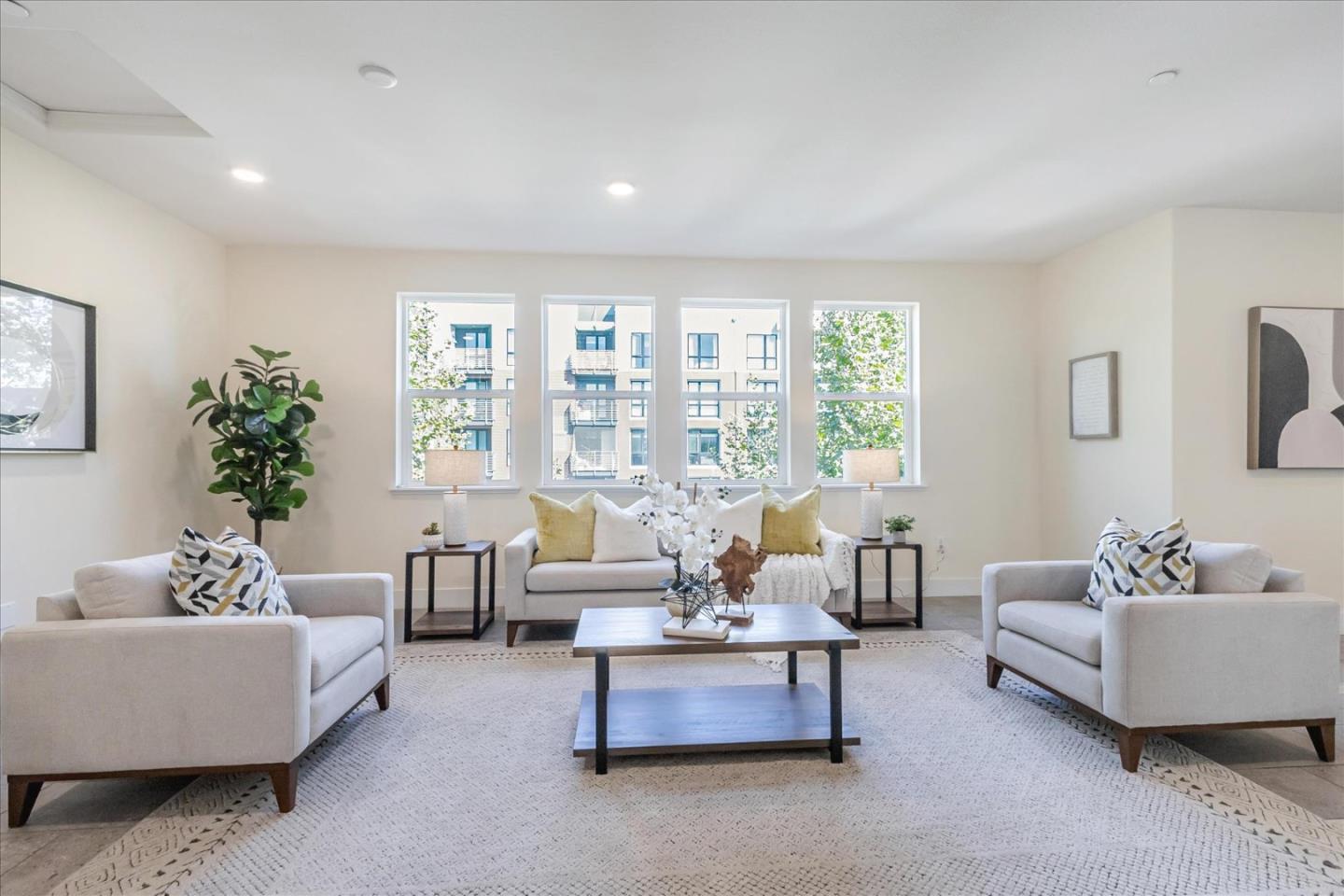 1653 Centre Pointe DR