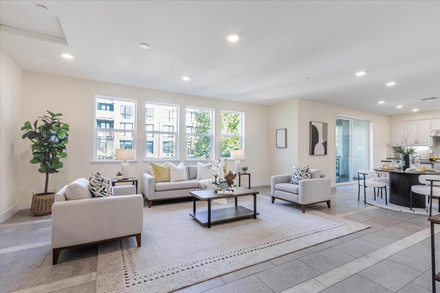 1653 Centre Pointe DR