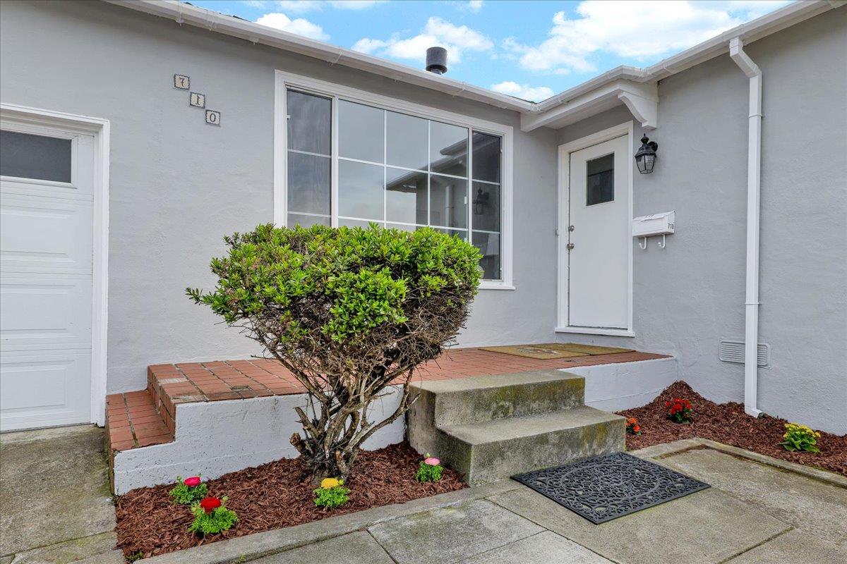710 Southwood DR