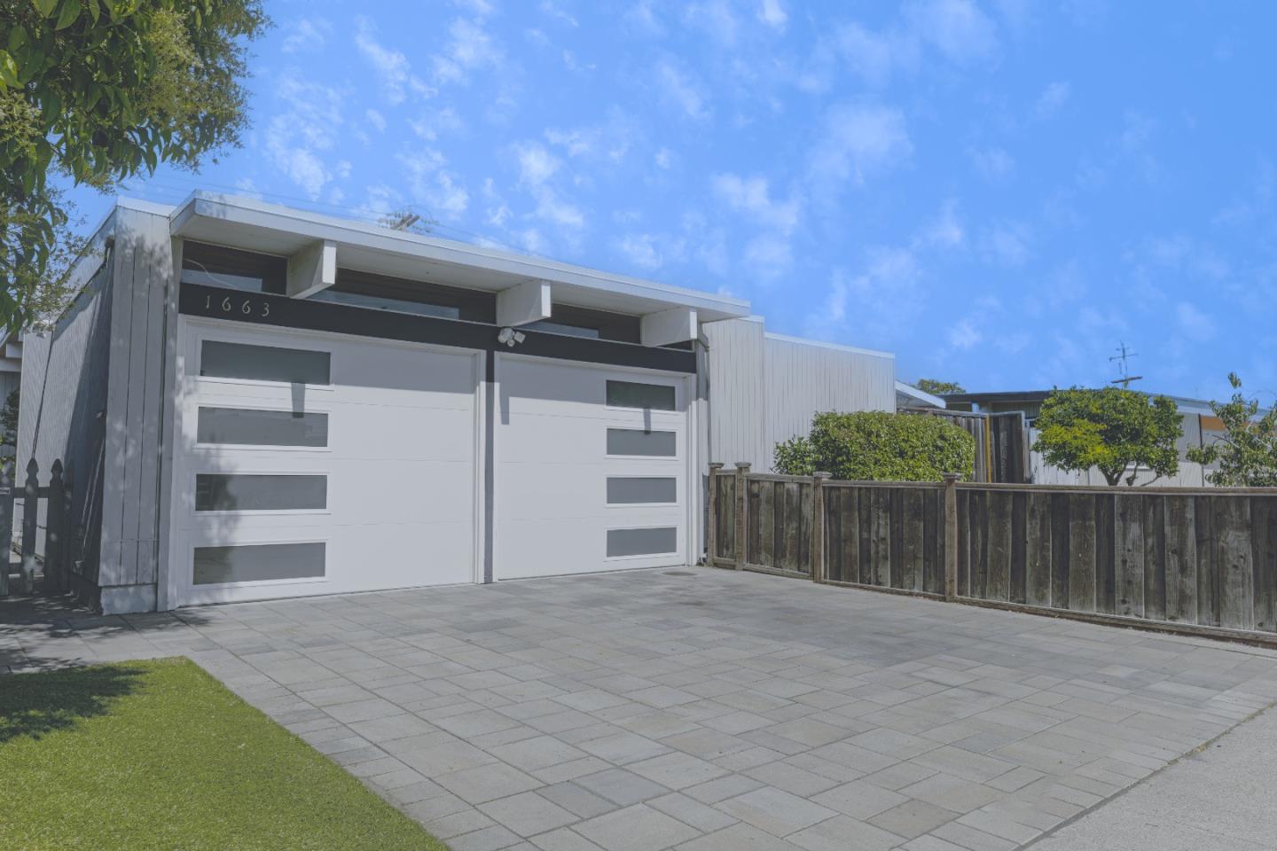 1663 Wolfe Drive